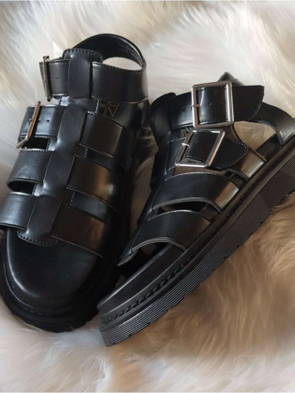 No Boundaries chunky sole buckle sandals